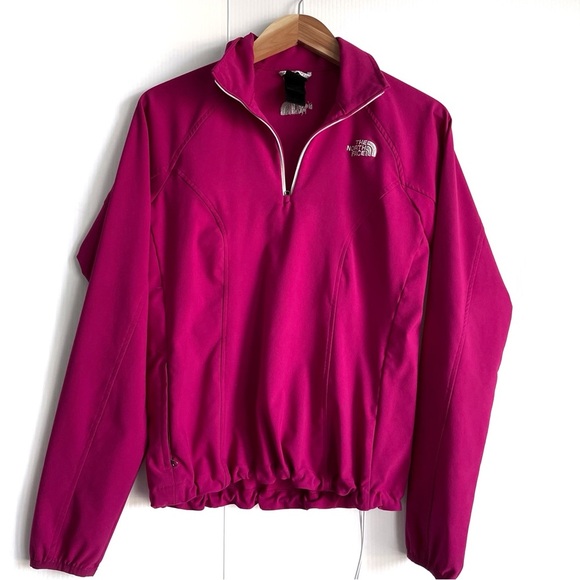 The North Face Women's Fuchsia lightweight Jacket - Picture 1 of 5